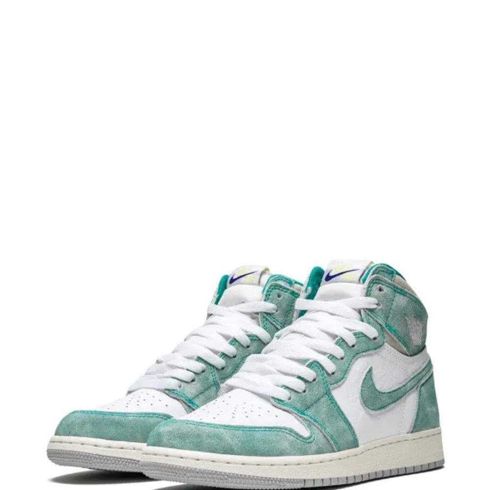 Nike High-Top Sneakers in Green and White